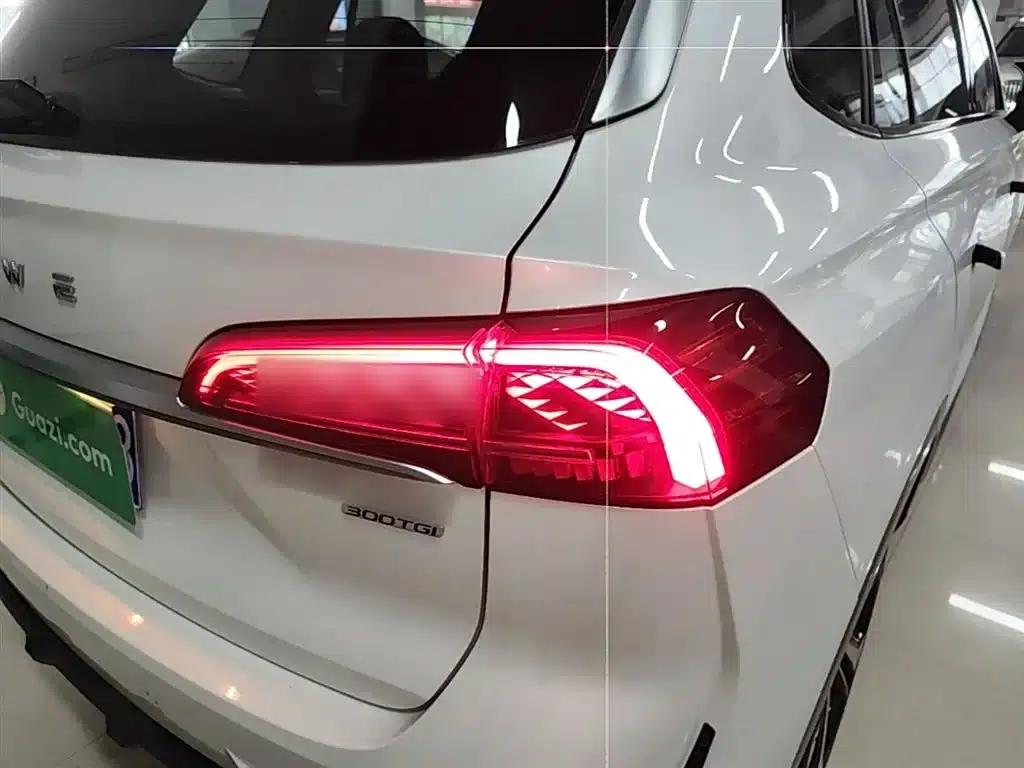 Roewe RX5 MAX 2022 1.5T Automatic Premium Edition — миниатюра 8