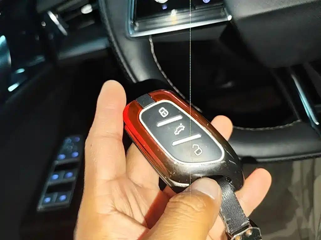 Roewe RX5 MAX 2022 1.5T Automatic Premium Edition — миниатюра 9