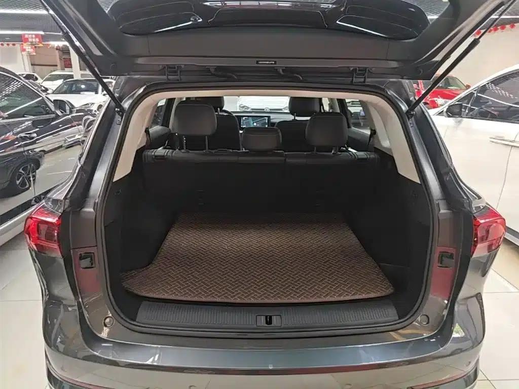 Roewe RX5 MAX 2022 1.5T Automatic Luxury Edition — миниатюра 19
