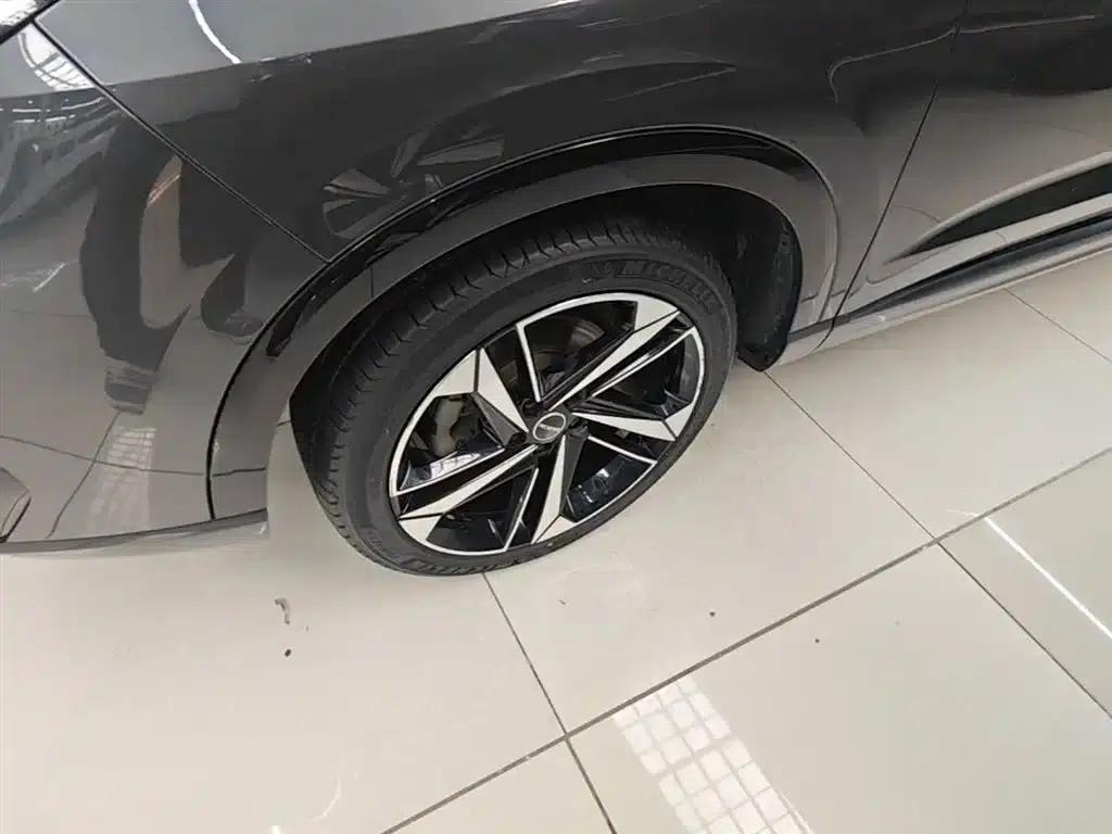 Roewe RX5 MAX 2022 1.5T Automatic Luxury Edition — миниатюра 23