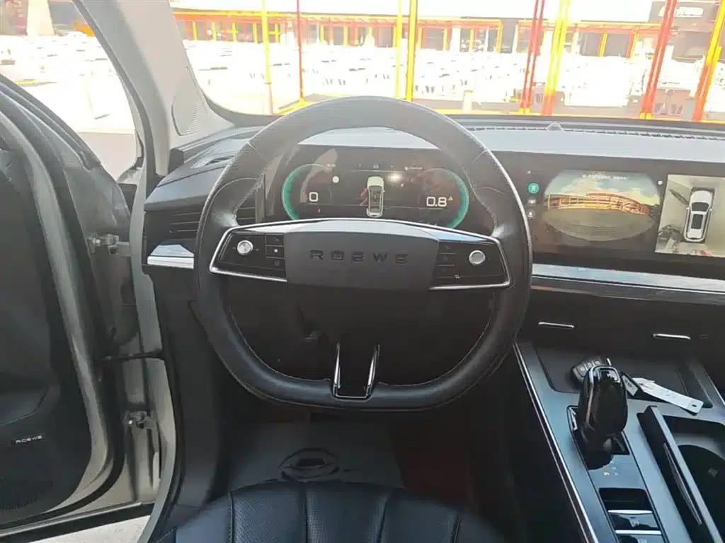 Roewe RX5 MAX 2022 1.5T Automatic Premium Edition — миниатюра 11