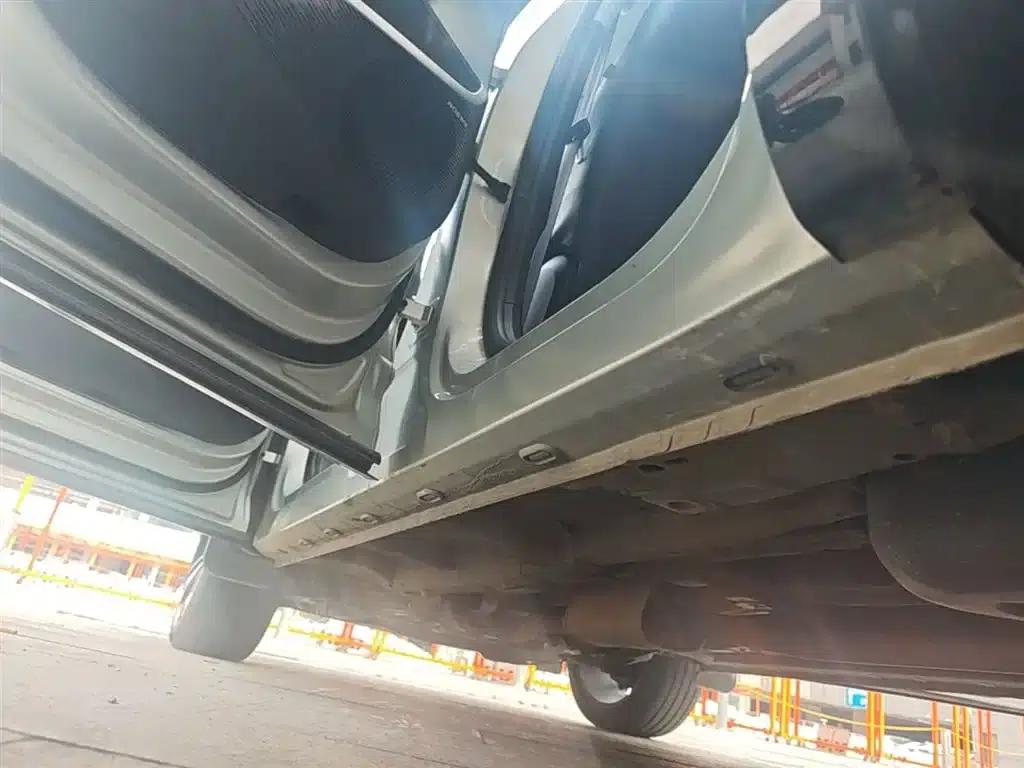 Roewe RX5 MAX 2022 1.5T Automatic Premium Edition — миниатюра 22