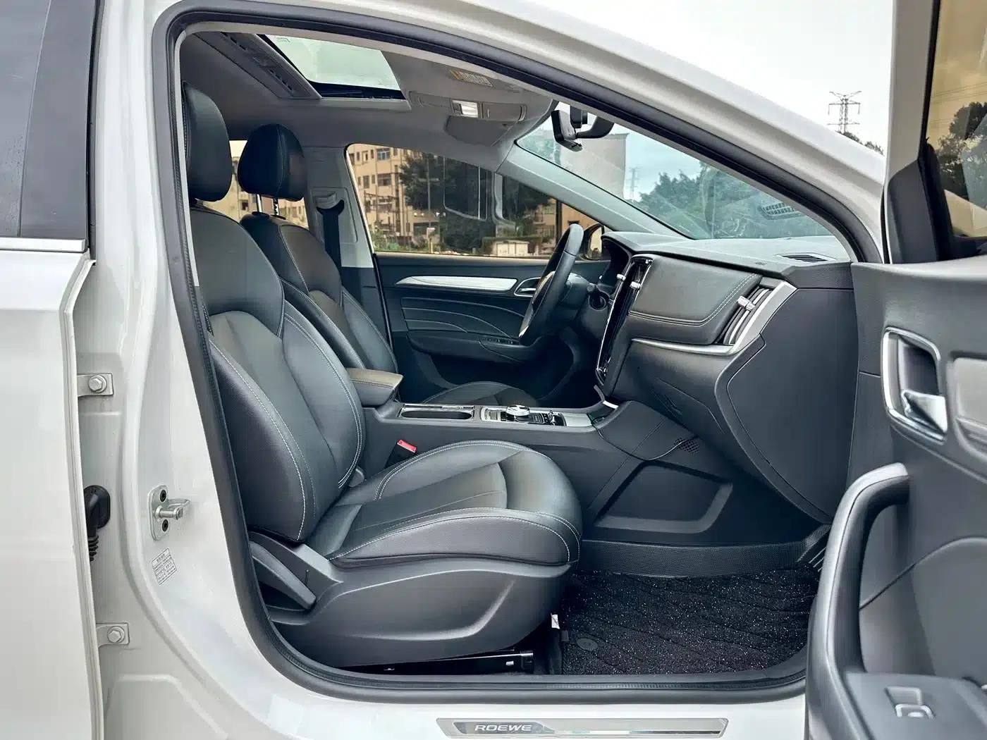 Roewe i6 New Energy 2019 PLUS 50T Internet Glory Flagship Edition — миниатюра 16