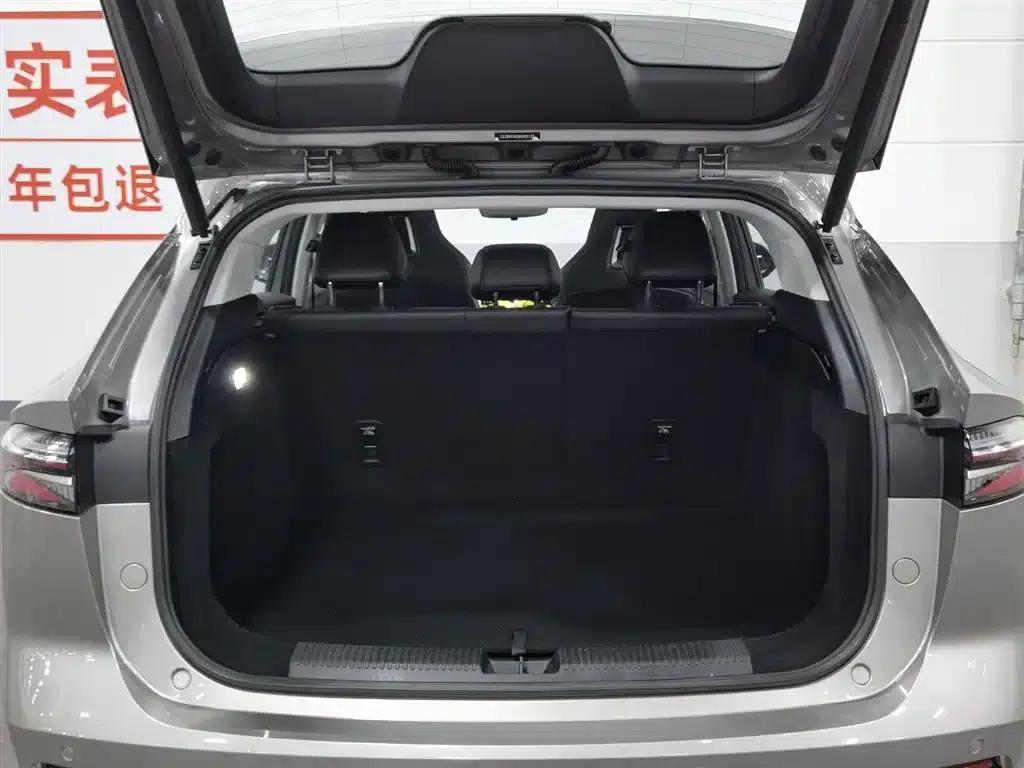 Roewe D5X DMH 2024 135 Flagship Edition — миниатюра 16