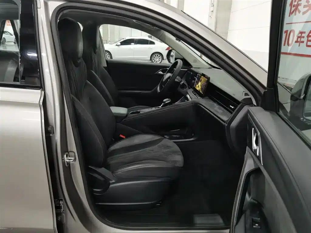 Roewe D5X DMH 2024 135 Flagship Edition — миниатюра 23