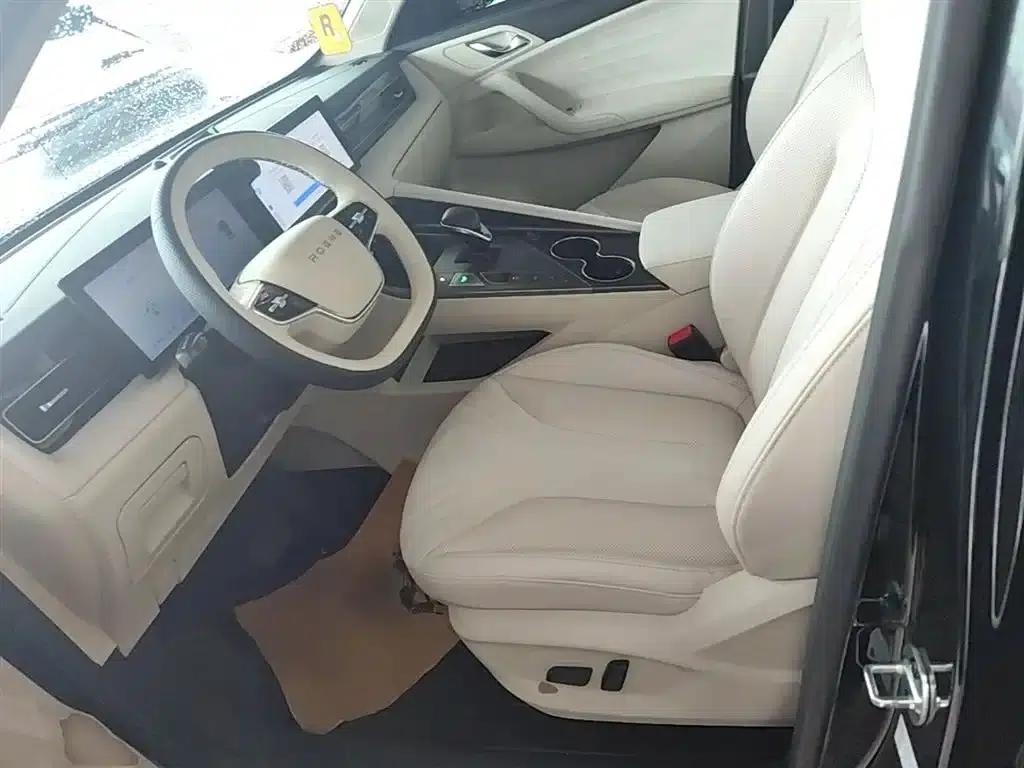 Roewe D5X DMH 2024 Model 135 Tech Edition — миниатюра 15
