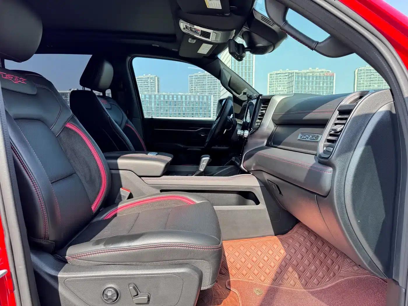 RAM Trucks Tyrannosaurus Rex 2023 6.2T Automatic — миниатюра 20