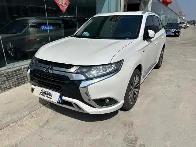 Outlander 2021 2.0L 2WD Enjoy Edition 5-seater
