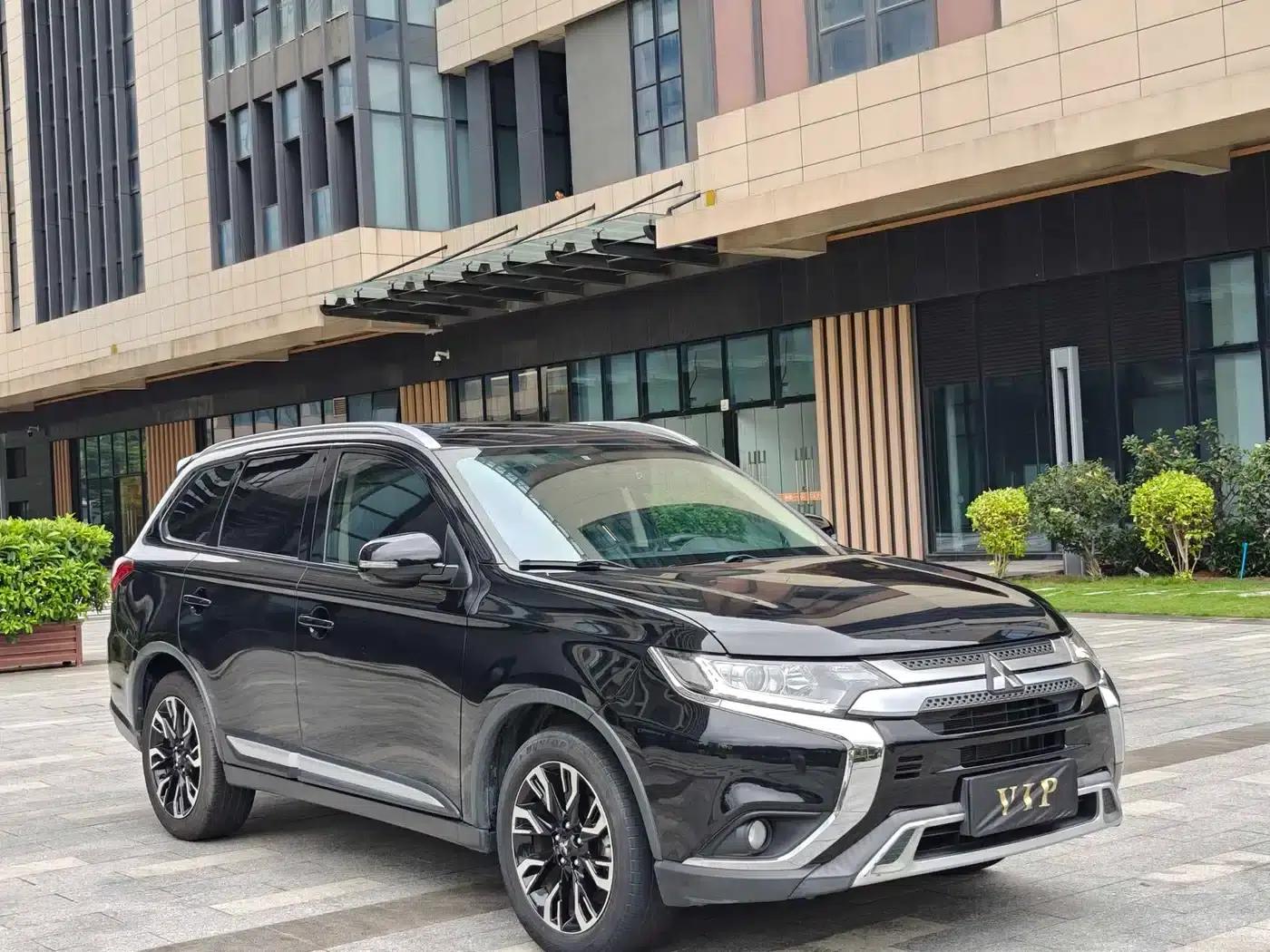Outlander 2019 2.0L 2WD Enjoy Edition 7-seater National VI Emission Standard — миниатюра 3