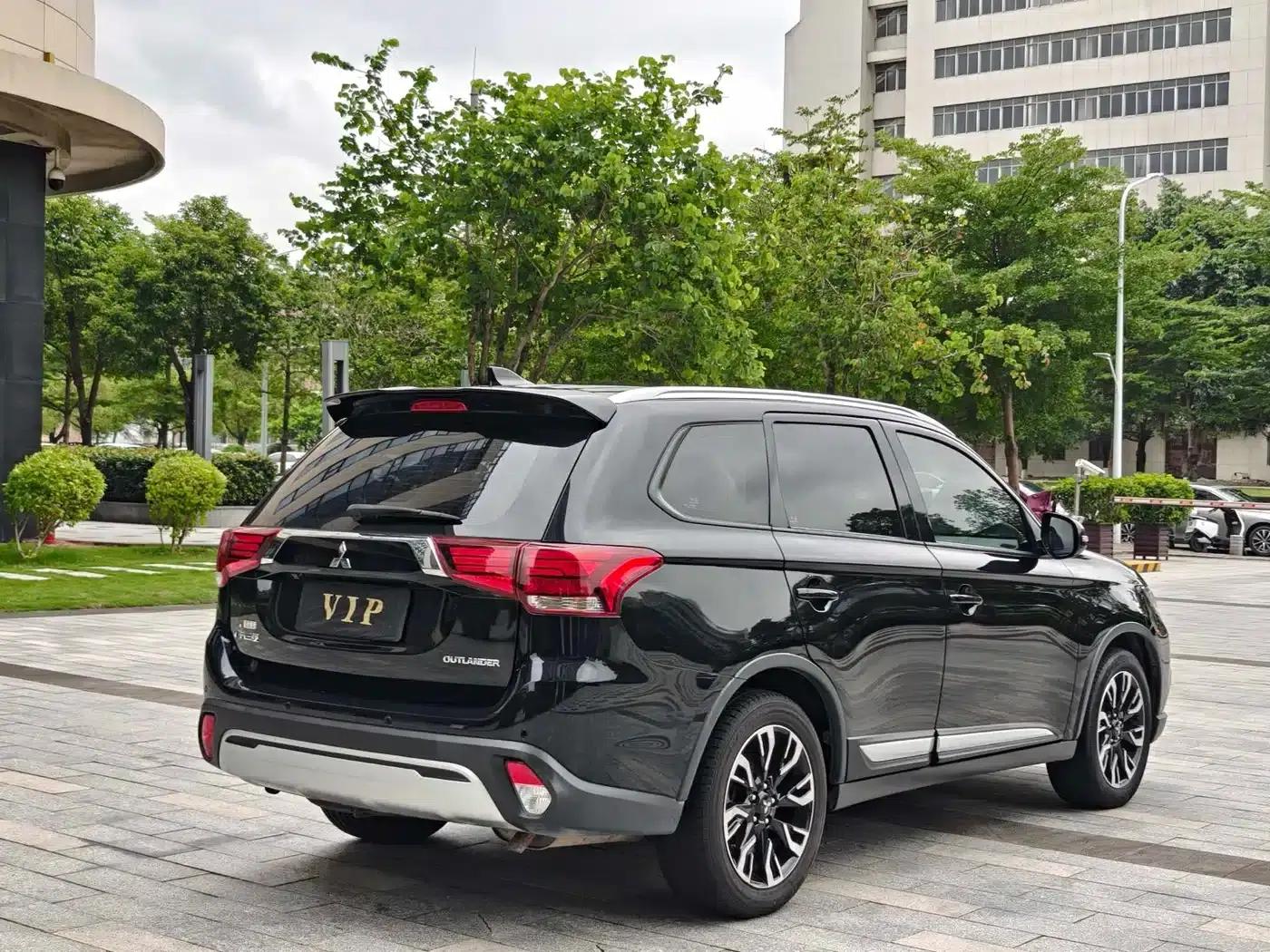 Outlander 2019 2.0L 2WD Enjoy Edition 7-seater National VI Emission Standard — миниатюра 9