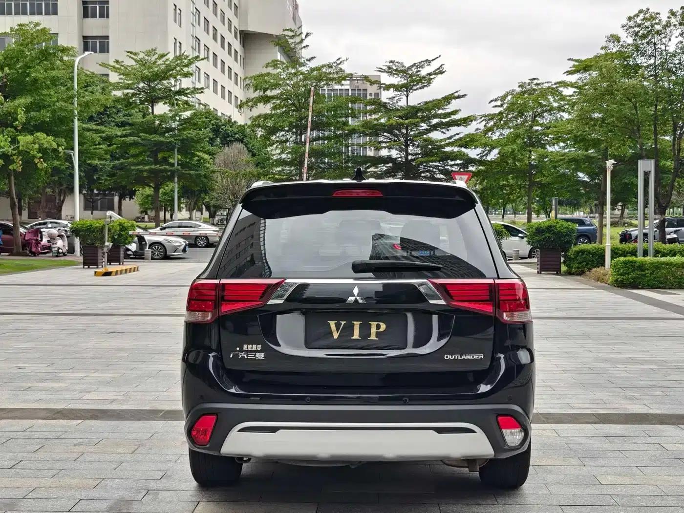 Outlander 2019 2.0L 2WD Enjoy Edition 7-seater National VI Emission Standard — миниатюра 10
