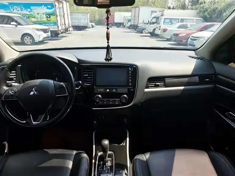 Outlander 2019 2.0L 2WD Enjoy Edition 5-seater National V Emission Standard — миниатюра 8