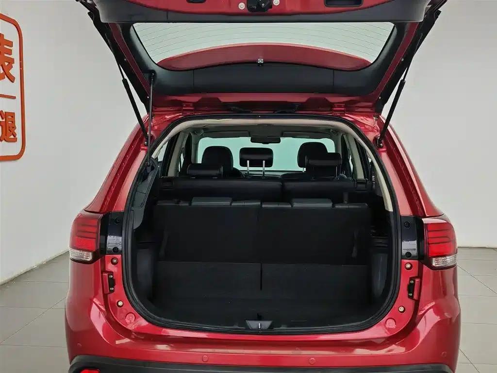 Outlander 2018 2.4L 4WD Luxury 7-seater — миниатюра 16