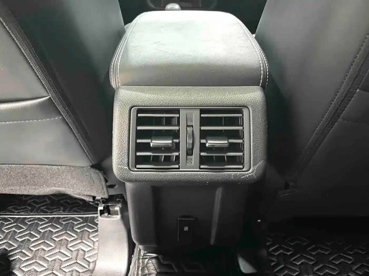 Outlander 2021 2.0L 2WD Enjoy Edition 5-seater — миниатюра 17