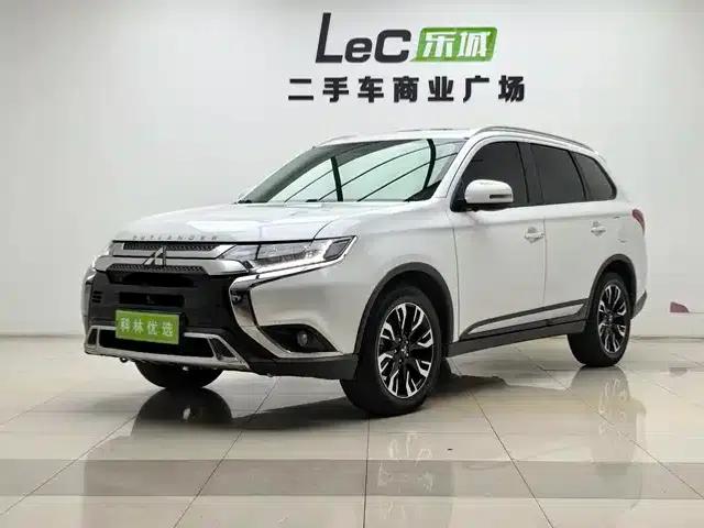 Outlander 2020 2.0L 2WD Enjoy Edition 5-seater