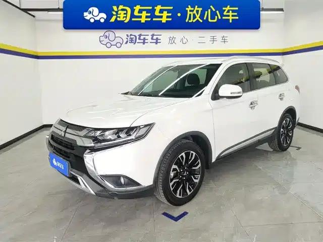 Outlander 2020 2.4L 4WD Luxury Edition 5-seater