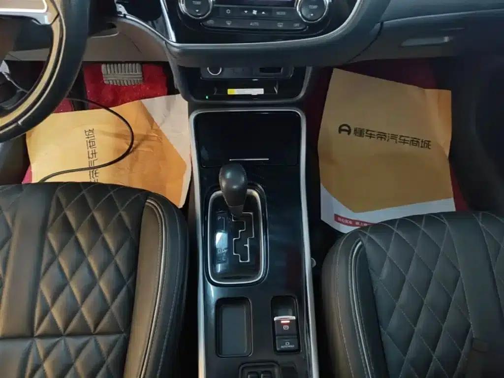 Outlander 2021 2.0L 2WD Enjoy Edition 5-seater — миниатюра 14