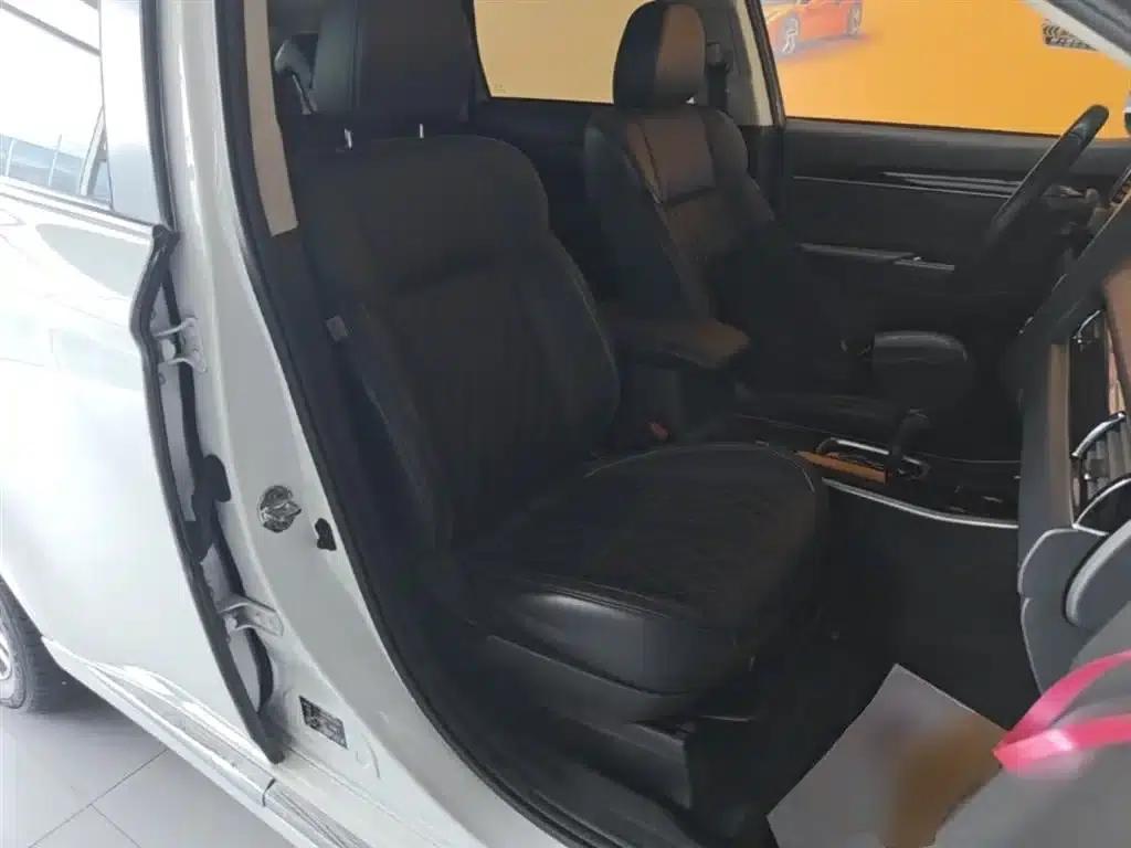 Outlander 2021 2.0L 2WD Enjoy Edition 5-seater — миниатюра 25