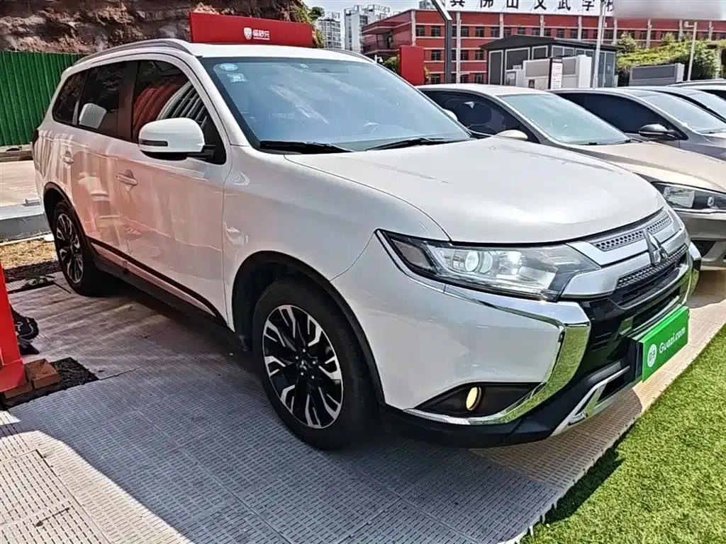 Outlander 2019 2.0L 2WD Enjoy Edition 5-seater National V Emission Standard — миниатюра 4