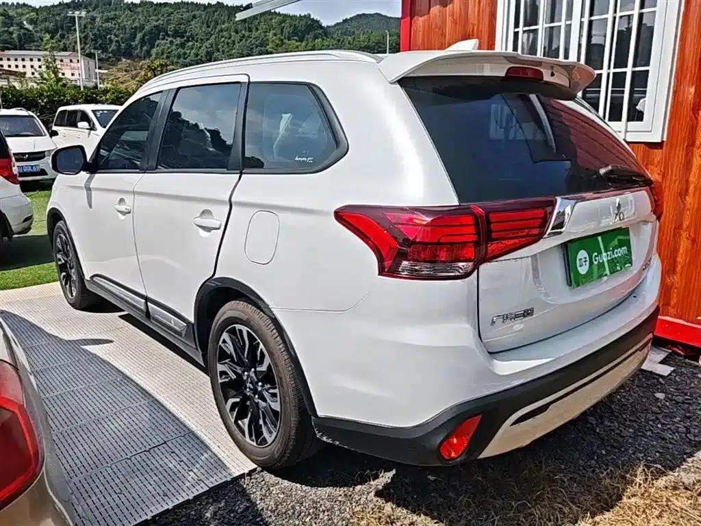 Outlander 2019 2.0L 2WD Enjoy Edition 5-seater National V Emission Standard — миниатюра 5
