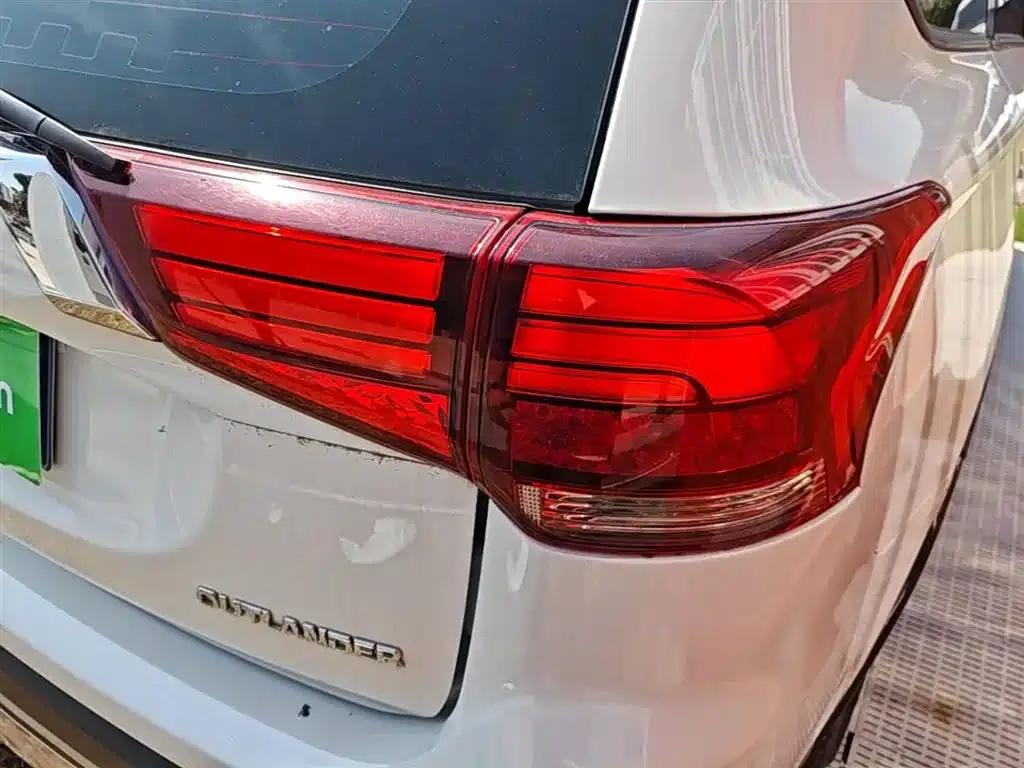 Outlander 2019 2.0L 2WD Enjoy Edition 5-seater National V Emission Standard — миниатюра 8