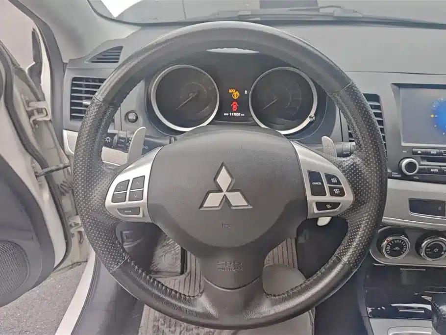 Lancer EX 2015 2.0L CVT Flagship Edition — миниатюра 15