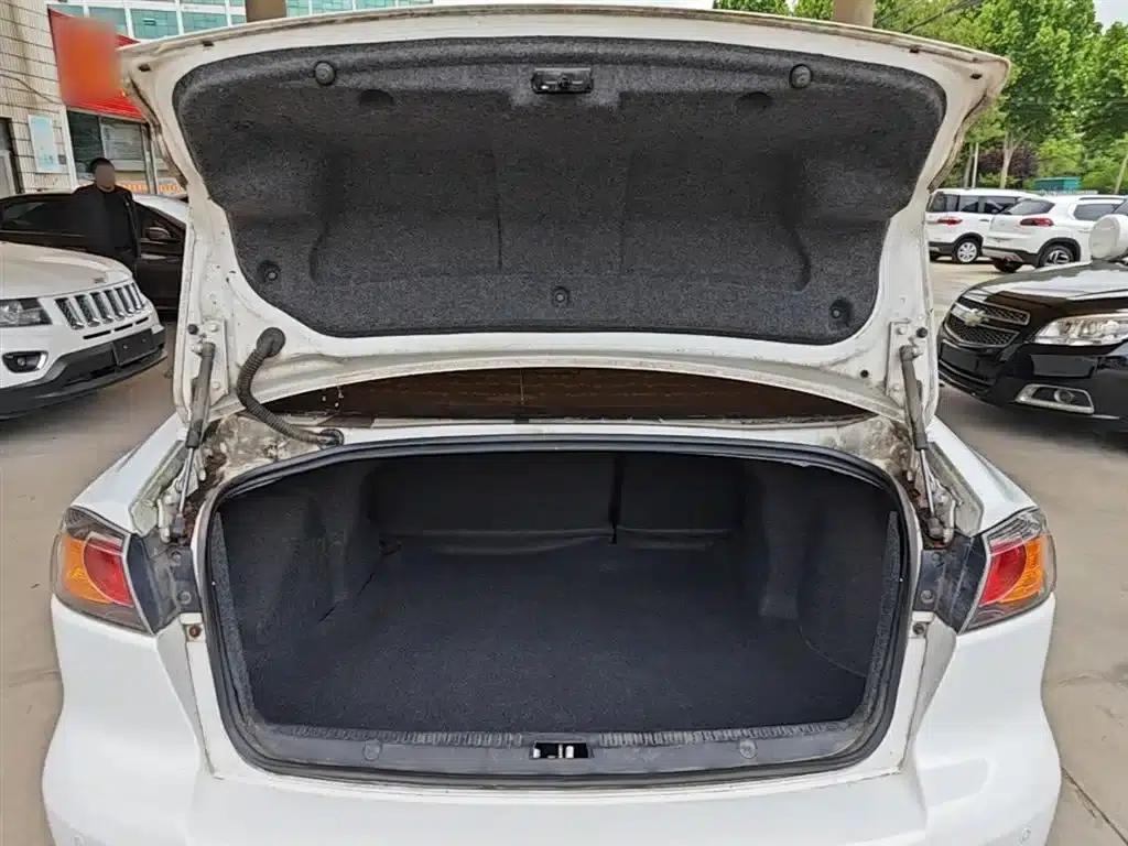Lancer EX 2015 1.8L Manual Elite Edition (National IV Emission Standard) — миниатюра 19