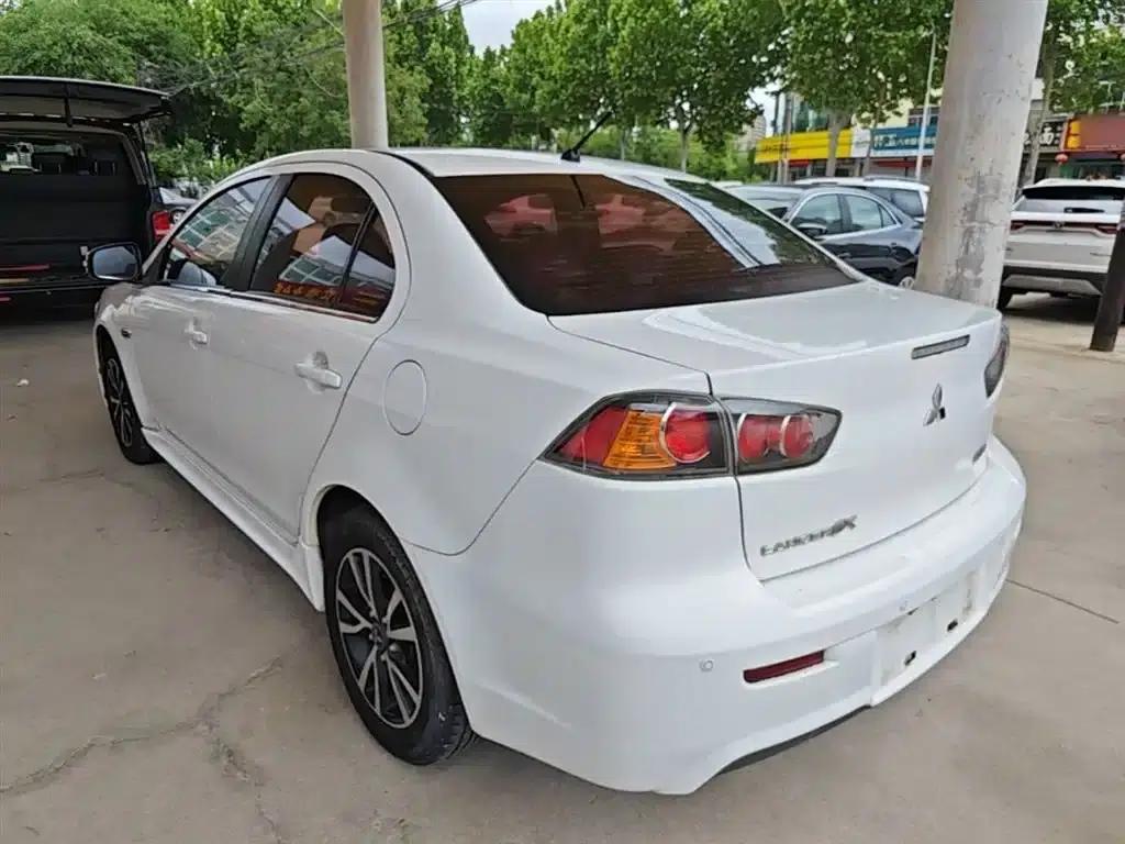 Lancer EX 2015 1.8L Manual Elite Edition (National IV Emission Standard) — миниатюра 5