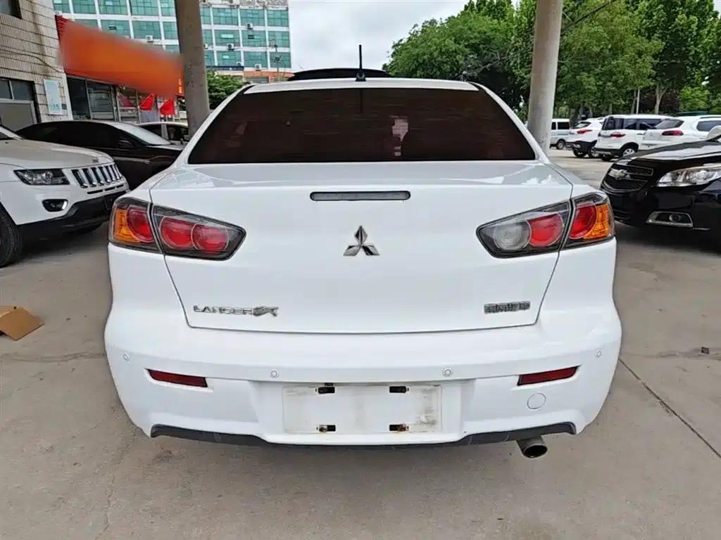 Lancer EX 2015 1.8L Manual Elite Edition (National IV Emission Standard) — миниатюра 6