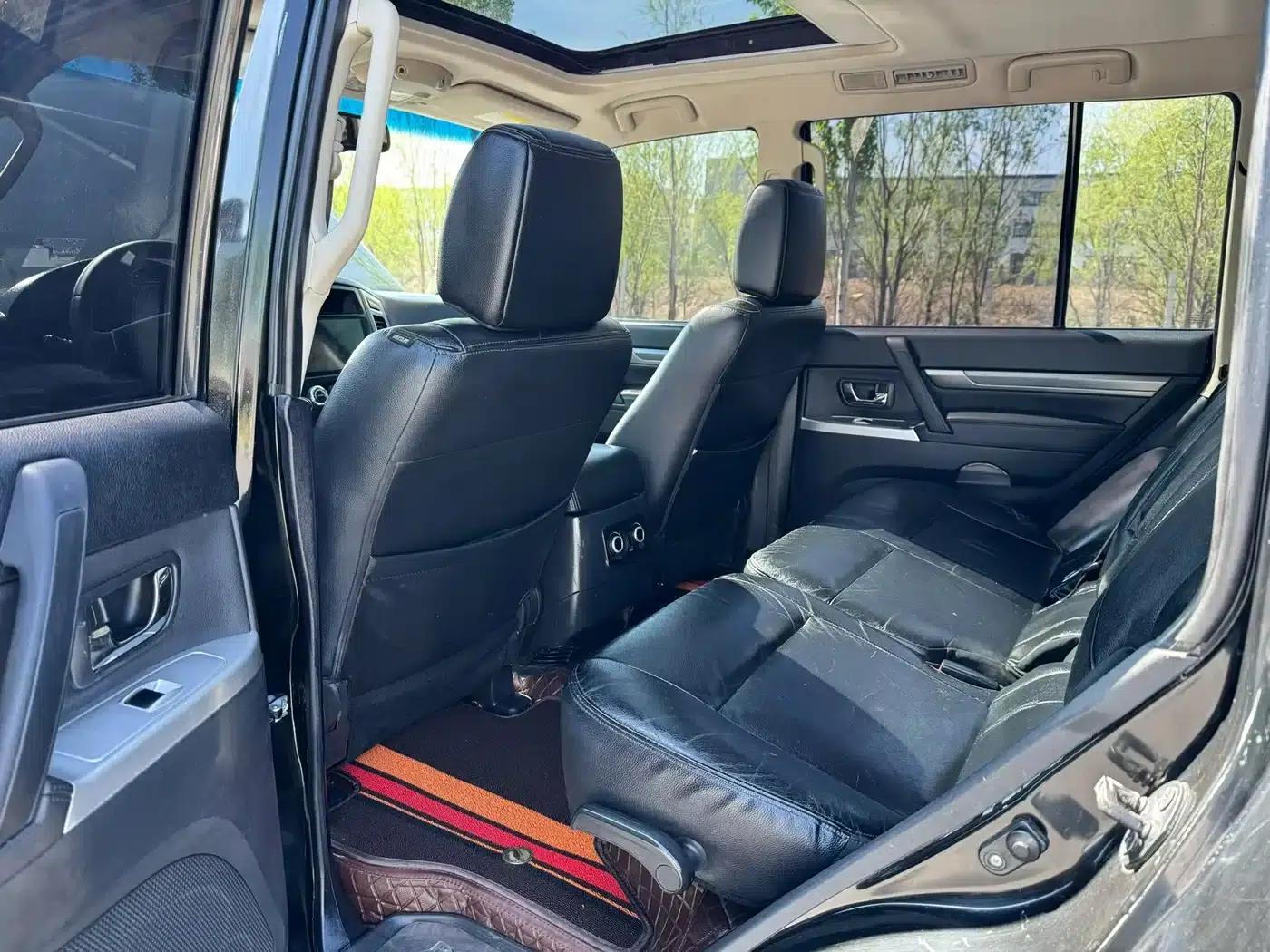 2016 Pajero Imported 3.0L Automatic Premium Edition (National V Emission Standard) — миниатюра 5