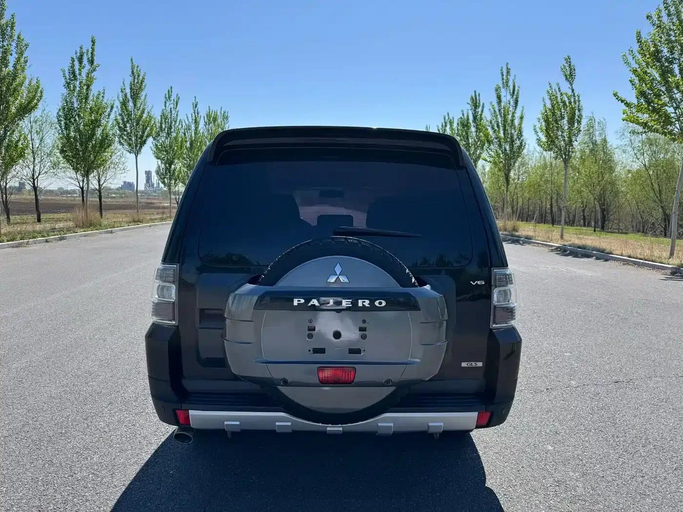 2016 Pajero Imported 3.0L Automatic Premium Edition (National V Emission Standard) — миниатюра 9