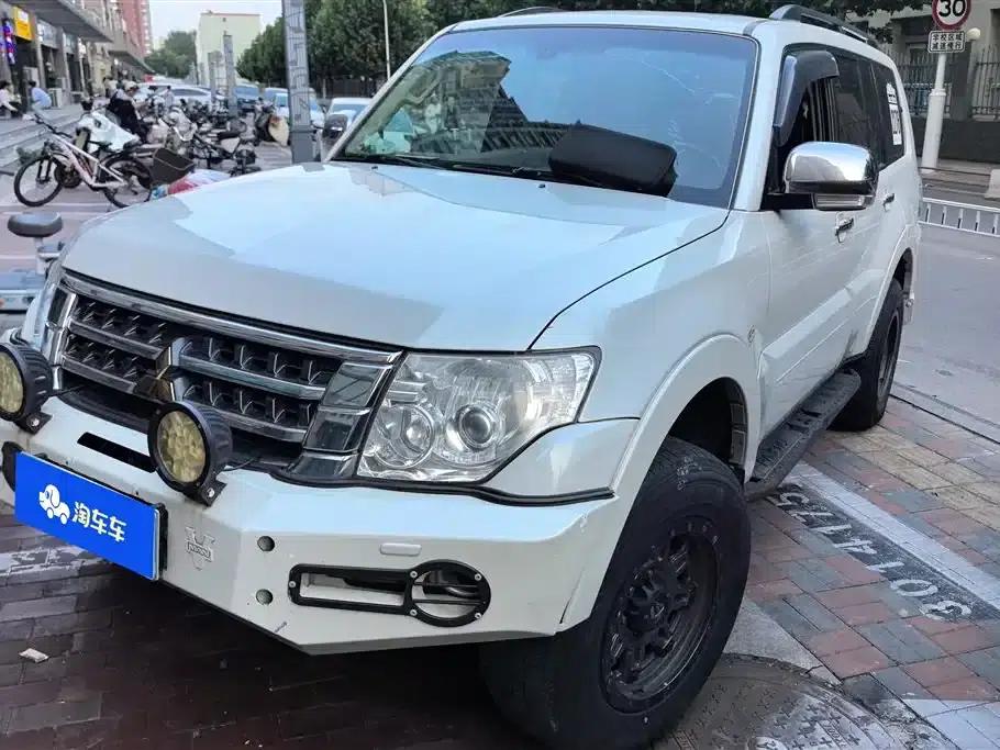 2015 Pajero Imported 3.0L Automatic Elite Super Edition (National V Emission Standard) — миниатюра 1