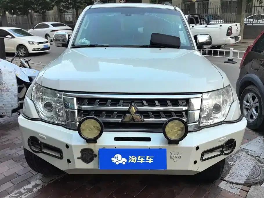 2015 Pajero Imported 3.0L Automatic Elite Super Edition (National V Emission Standard) — миниатюра 2