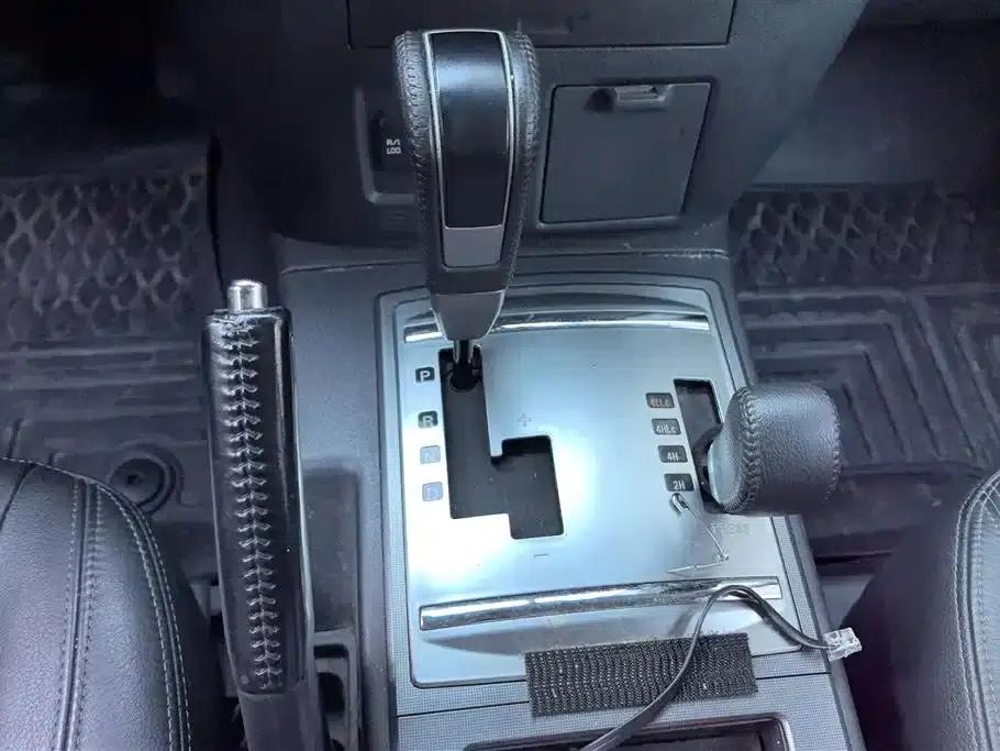 2015 Pajero Imported 3.0L Automatic Elite Super Edition (National V Emission Standard) — миниатюра 16