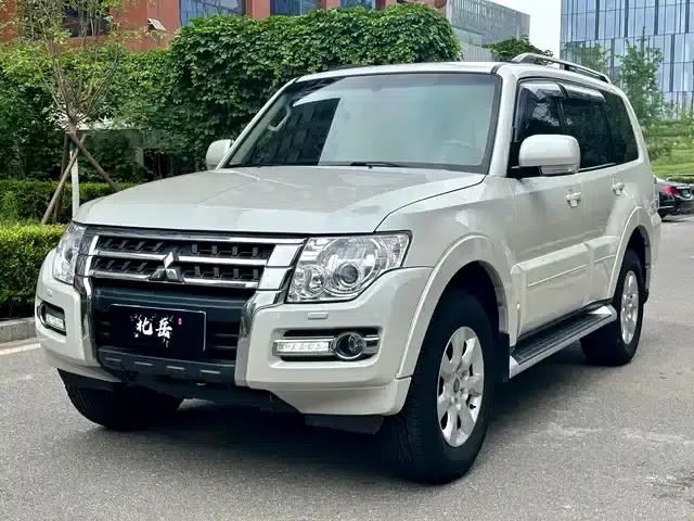 2019 Pajero Imported 3.0L Automatic Standard Edition