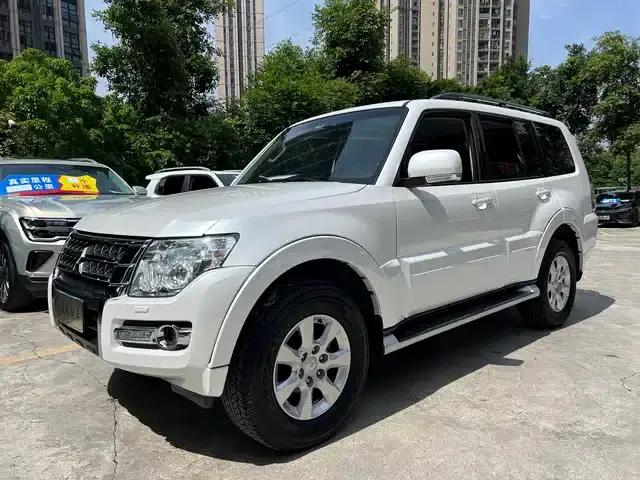 2020 Pajero Imported 3.0L Automatic Standard Edition