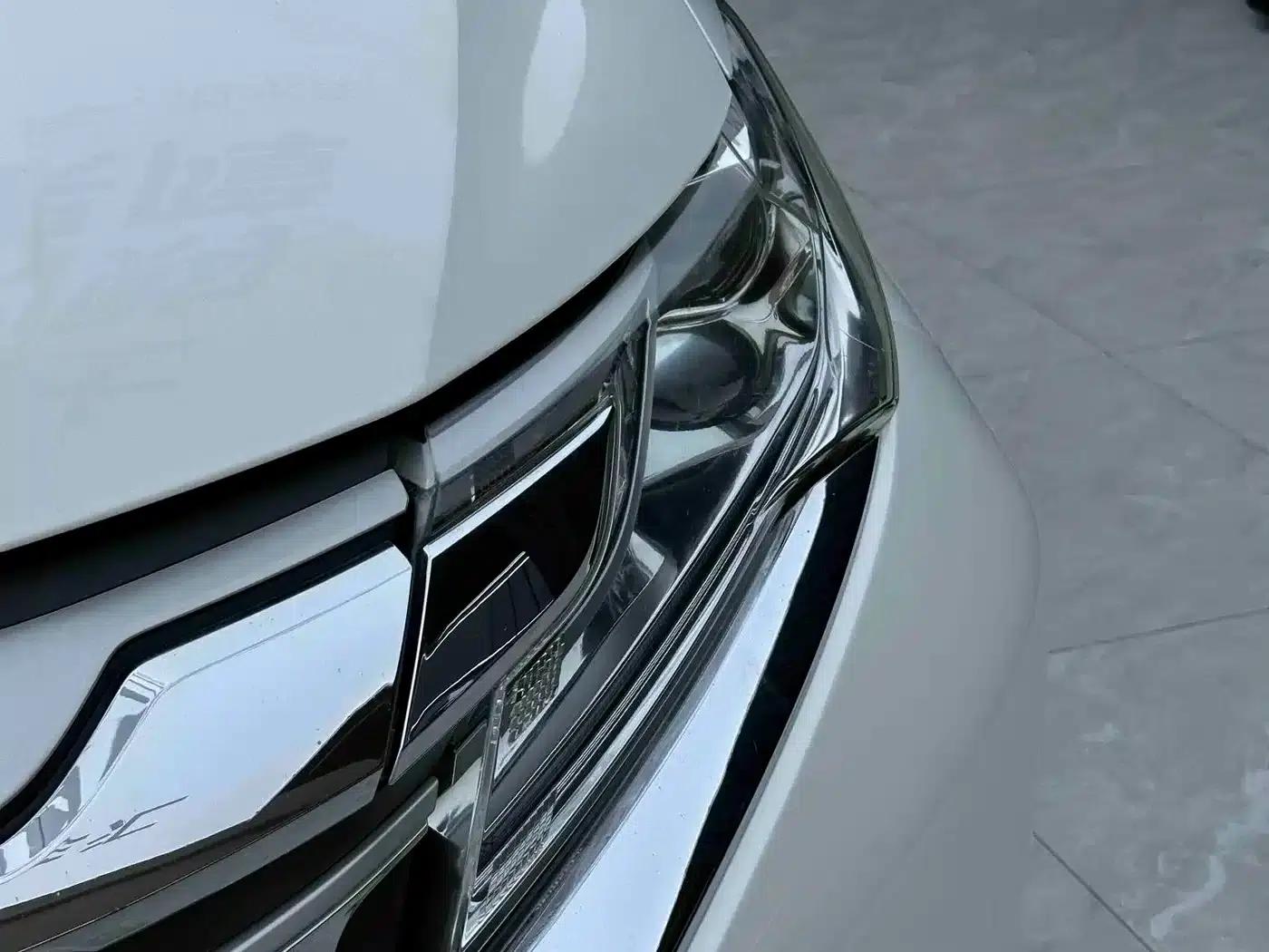 2019 Pajero (Imported) 3.0L Middle East Version — миниатюра 3