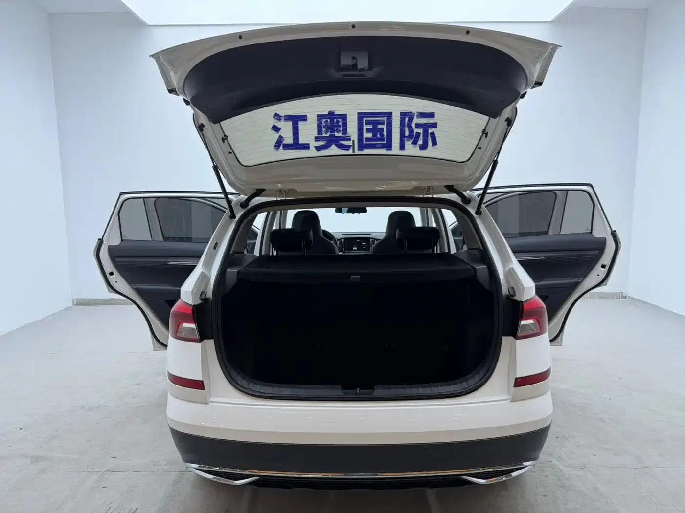Kamiq 2022 1.5L Automatic Comfort Edition — миниатюра 22