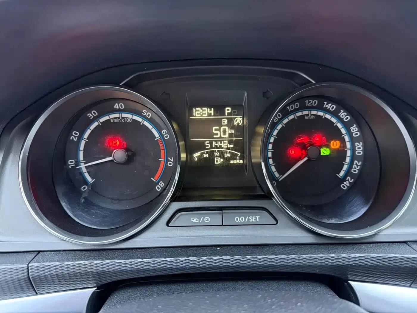 Kamiq 2022 1.5L Automatic Comfort Edition — миниатюра 8