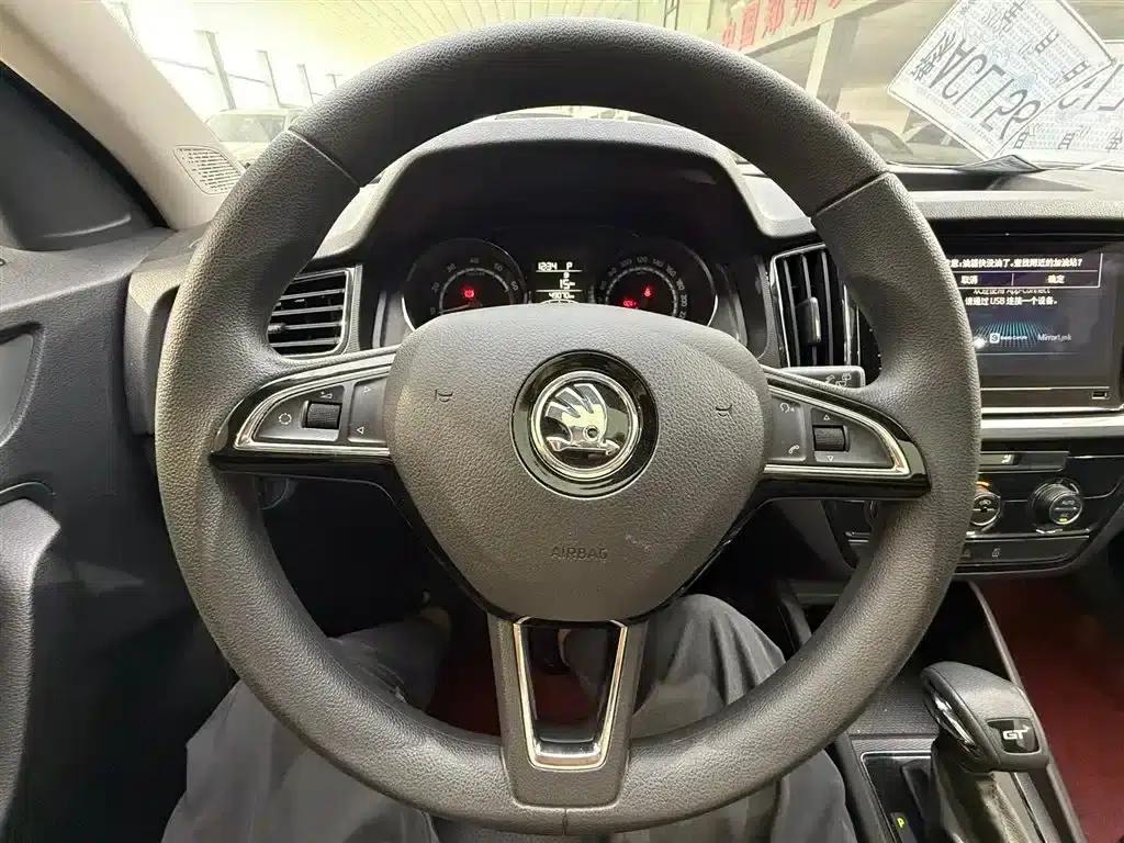 Kamiq 2022 GT 1.5L Automatic Premium Edition — миниатюра 11