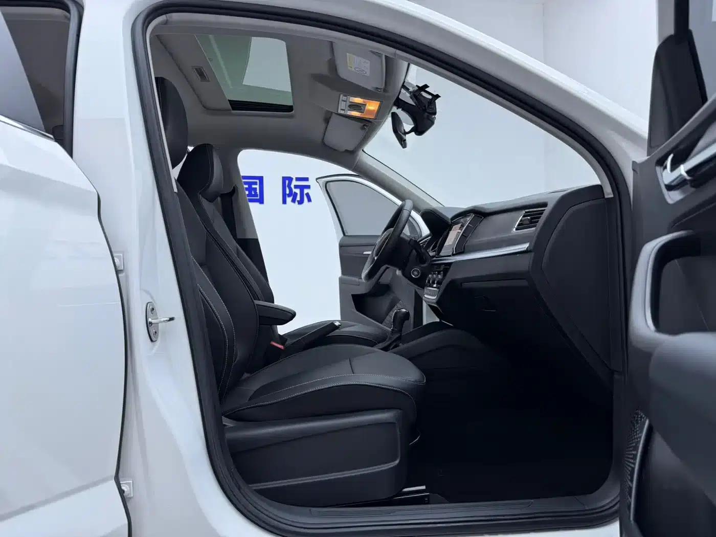Kamiq 2022 1.5L Automatic Comfort Edition — миниатюра 15