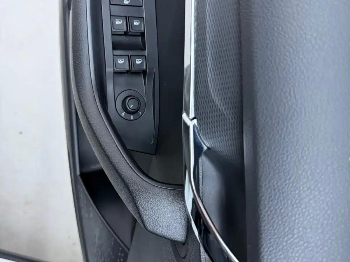 Kamiq 2022 1.5L Automatic Comfort Edition — миниатюра 4