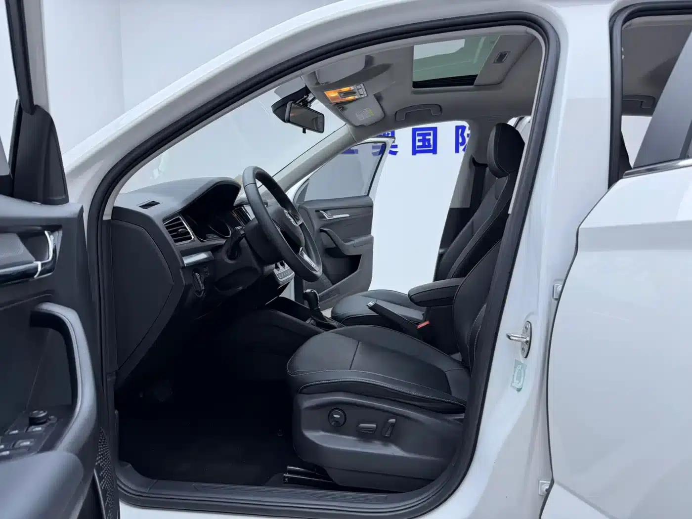 Kamiq 2022 1.5L Automatic Comfort Edition — миниатюра 5