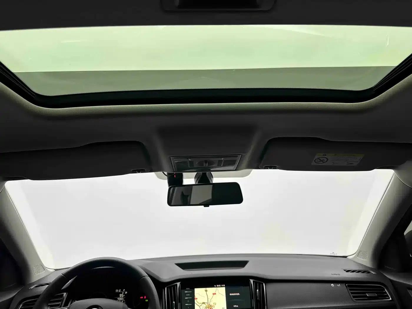 Kamiq 2022 1.5L Automatic Comfort Edition — миниатюра 11