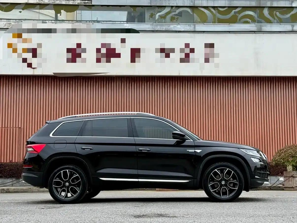 2019 Kodiaq TSI380 7-seater 4WD Flagship Edition (National V Emission Standard) — миниатюра 22