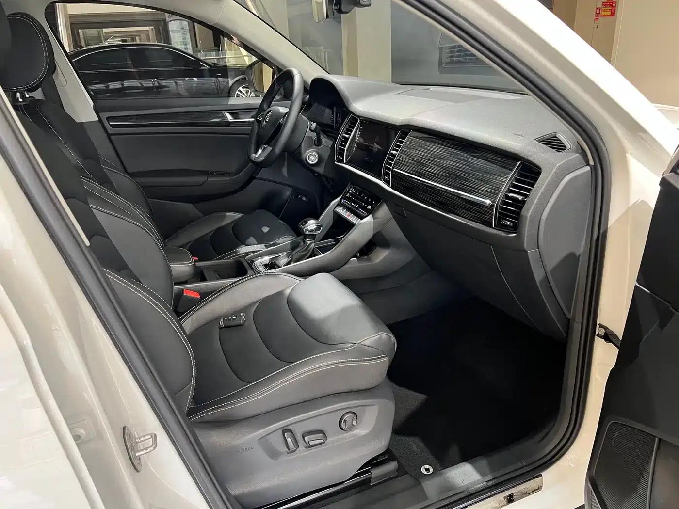 2021 Skoda Kodiaq TSI330 5-seater 2WD Luxury Edition — миниатюра 11