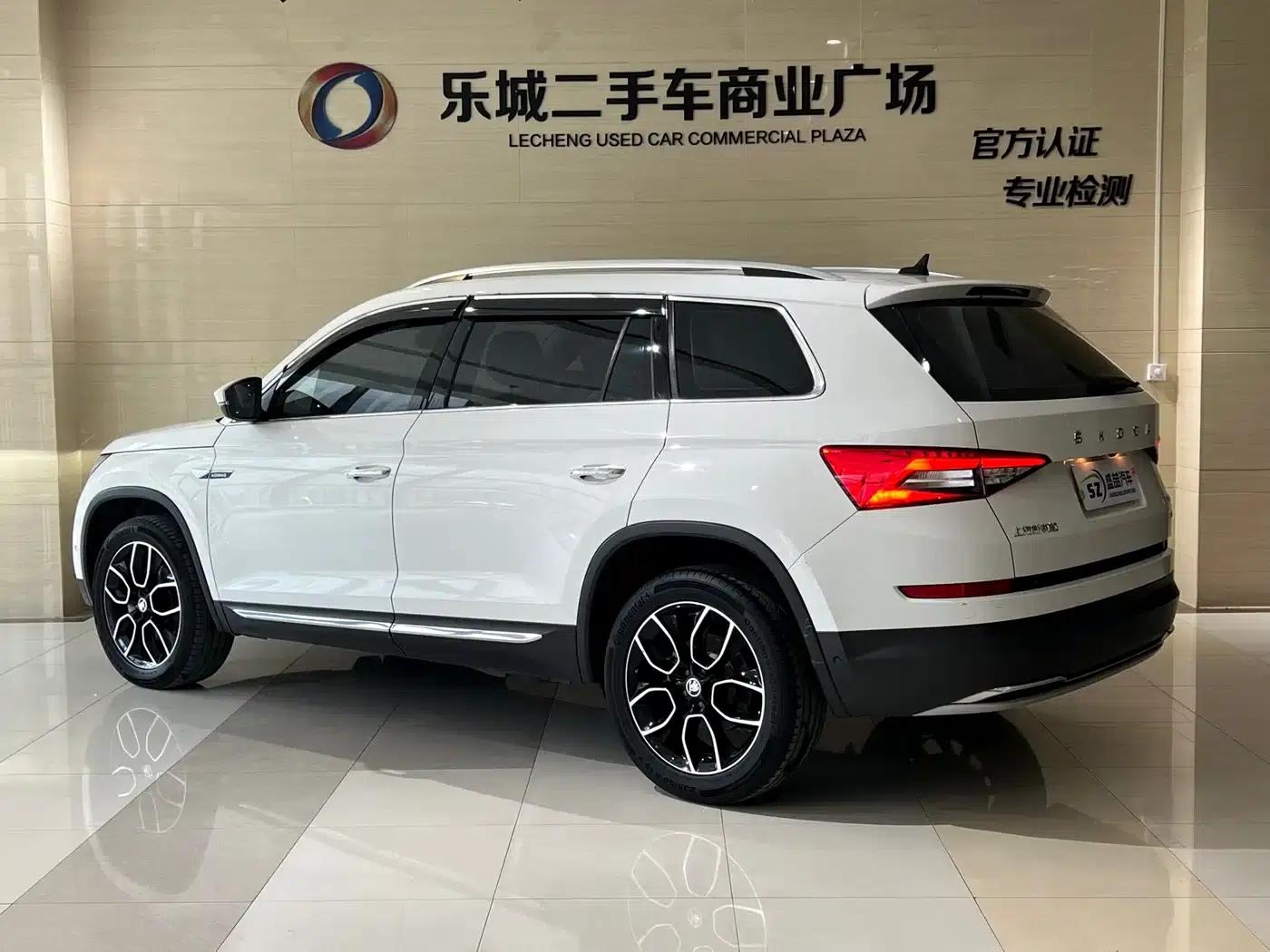 2021 Skoda Kodiaq TSI330 5-seater 2WD Luxury Edition — миниатюра 18