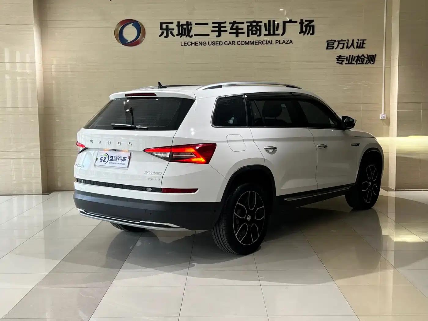 2021 Skoda Kodiaq TSI330 5-seater 2WD Luxury Edition — миниатюра 20