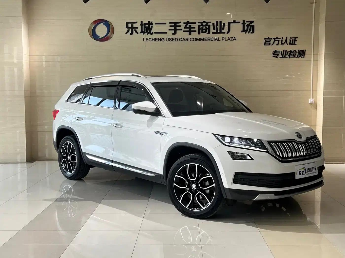 2021 Skoda Kodiaq TSI330 5-seater 2WD Luxury Edition — миниатюра 3