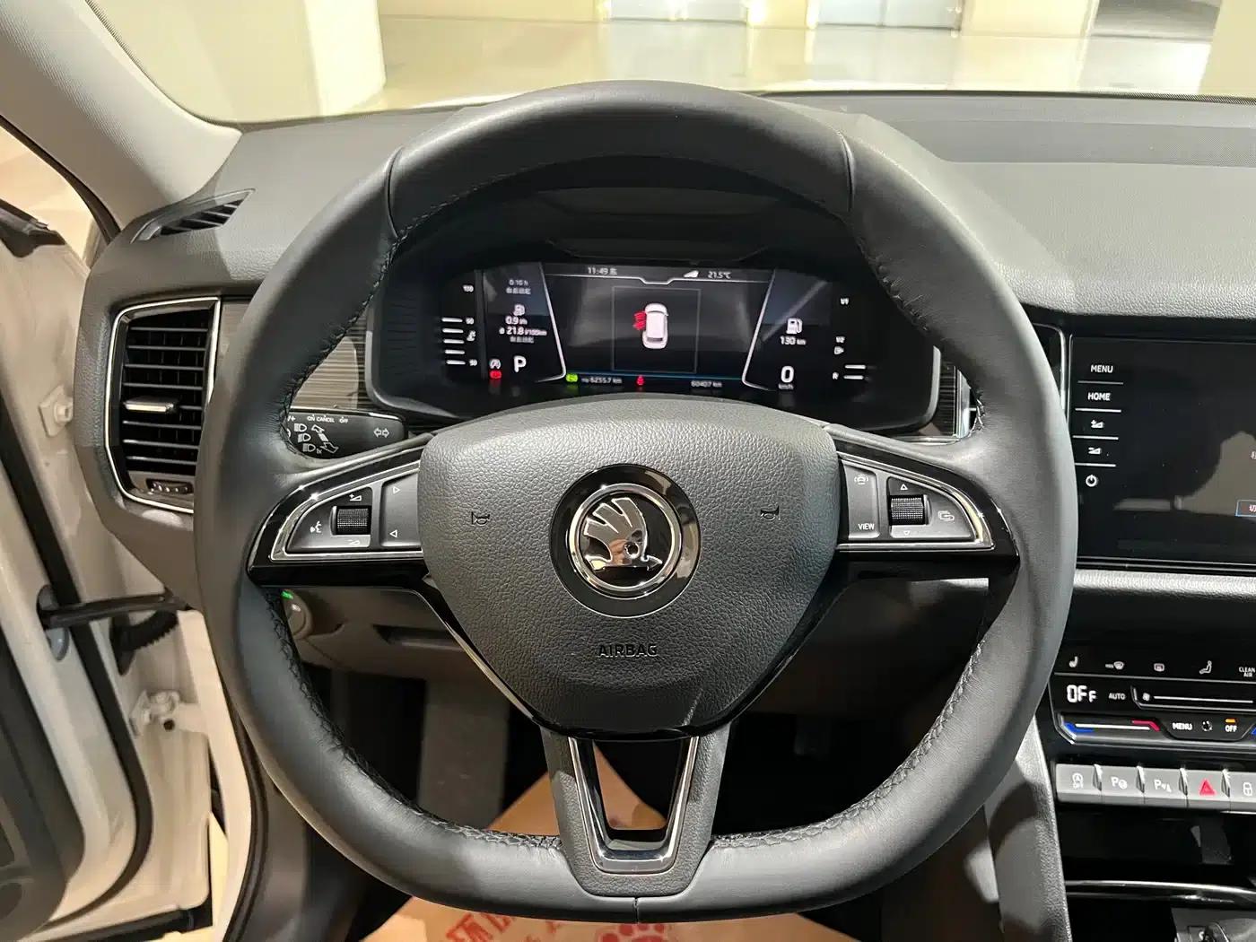 2021 Skoda Kodiaq TSI330 5-seater 2WD Luxury Edition — миниатюра 9